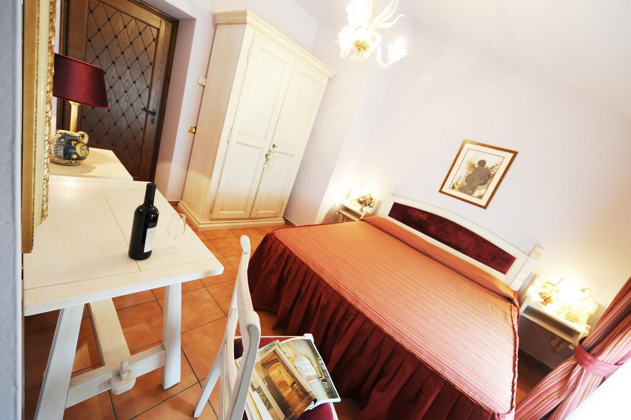 Antica Locanda San Leonardo 1554 Ghivizzano Екстер'єр фото